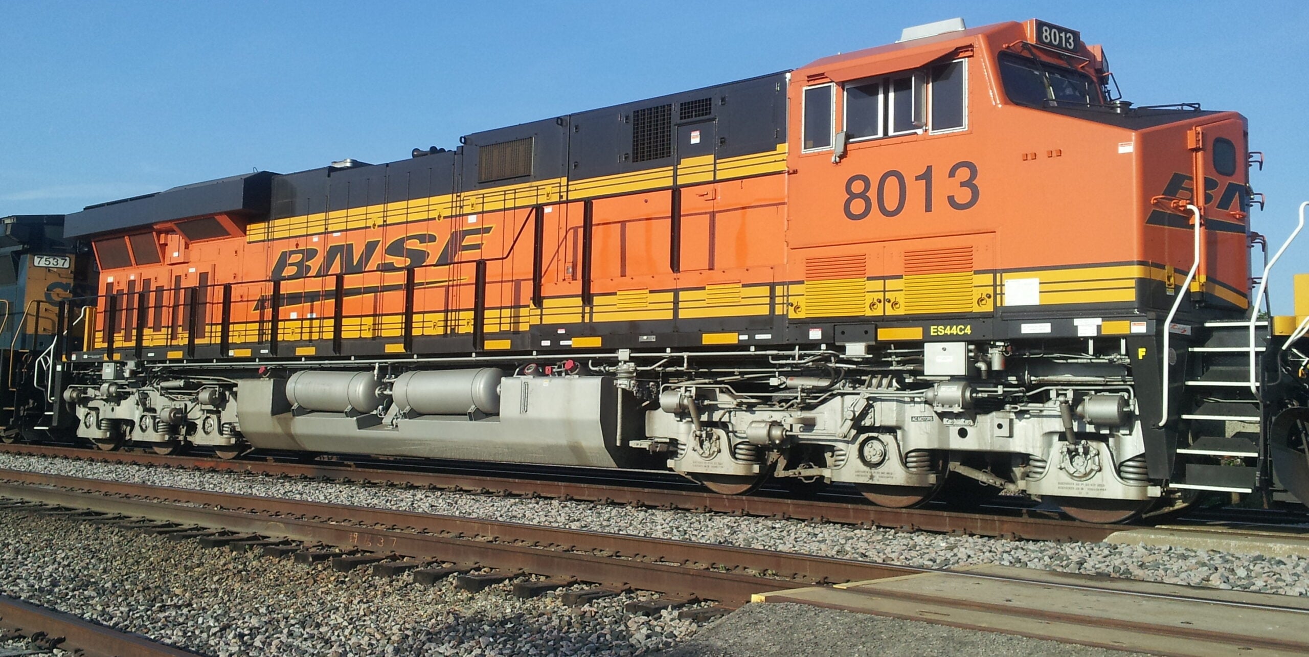 BNSF freight locomotive 8013 awaiting a replacement crew in Dallas, Texas